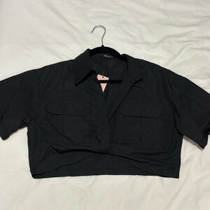 Micas black shirt cropped collared